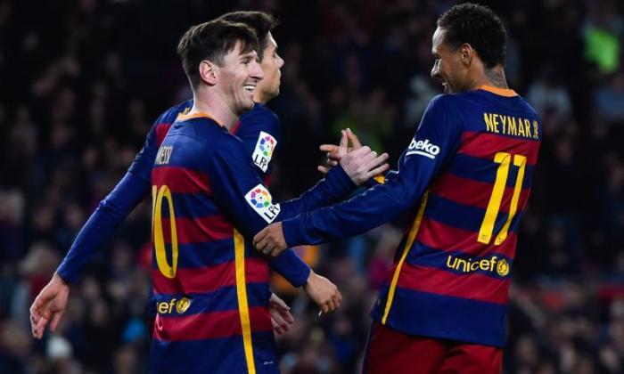 Ballon d'或2015：Cristiano Ronaldo，Neymar和Lionel Messi以最终的三人衣柜命名