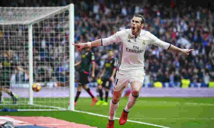 曼彻斯特联队转移新闻：“他将是一个瞬间击中！'粉丝对Gareth Bale Rumors作出反应